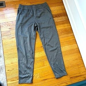Old Navy Mens Grey Tapered Joggers Size Medium with Zipper Pockets